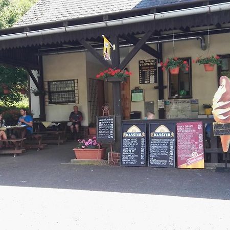Jetřichovice Pension U Loupezaku酒店 外观 照片